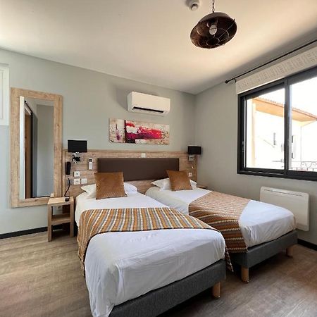 Hotel La Pinede Сулак-сюр-Мер Екстер'єр фото