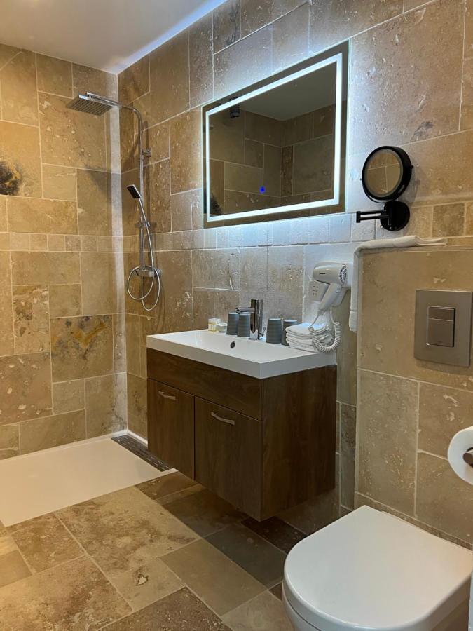 Hotel La Pinede Сулак-сюр-Мер Екстер'єр фото